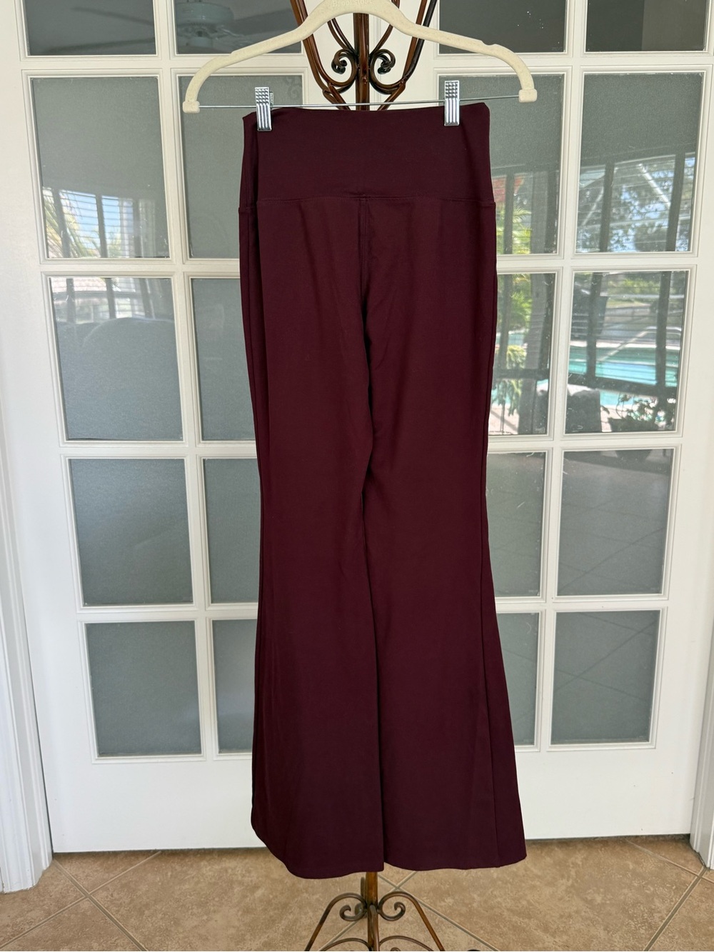 Wild Fable ButterBliss Burgundy Flare Leggings High Rise M - Picture 2 of 5